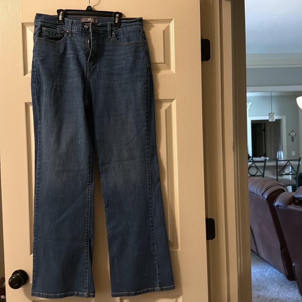 Levi's Perfectly Slimming 512 Blue Boot Cut Jeans - Picture 2 of 4